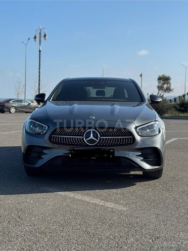 Mercedes E 300 4MATIC 2022, 54,800 km - 2.0 l - Sumqayıt