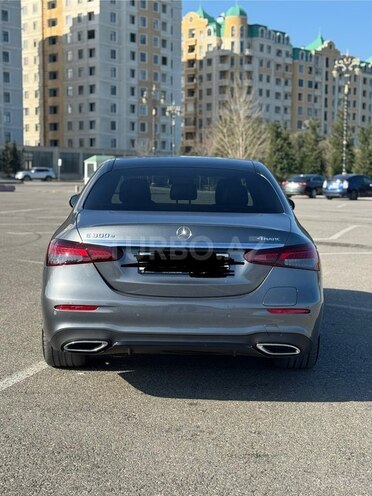 Mercedes E 300 4MATIC 2022, 54,800 km - 2.0 l - Sumqayıt