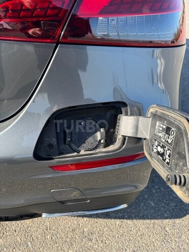 Mercedes E 300 4MATIC 2022, 54,800 km - 2.0 l - Sumqayıt