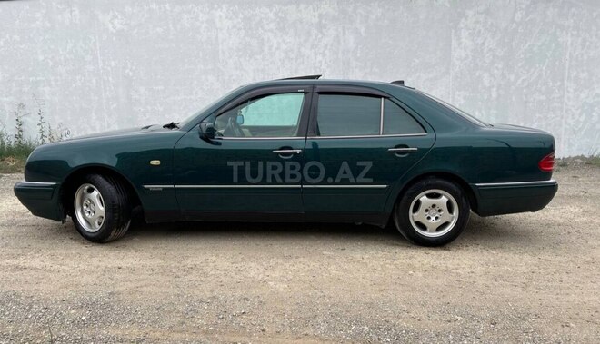 Mercedes E 230 1996, 331,125 km - 2.3 l - Bakı