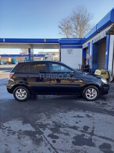 Kia Rio 2009, 223,000 km - 1.4 l - Göyçay