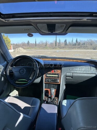 Mercedes C 230 1997, 235,666 km - 2.3 l - Masallı