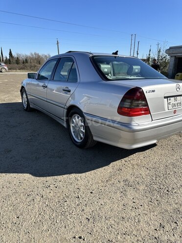Mercedes C 230 1997, 235,666 km - 2.3 l - Masallı