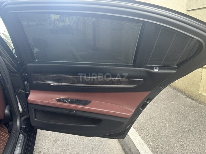 BMW 750 2011, 218,900 km - 4.4 l - Bakı