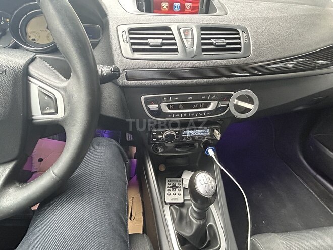 Renault Megane-2