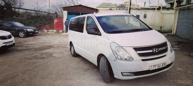 Hyundai H-1 2009, 500,000 km - 2.5 l - Bakı
