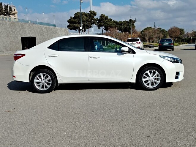 Toyota Corolla 2014, 166,000 km - 1.6 l - Bakı