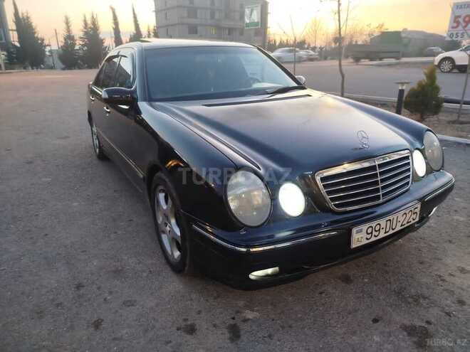 Mercedes E 240 1999, 200,000 km - 2.4 l - Qax
