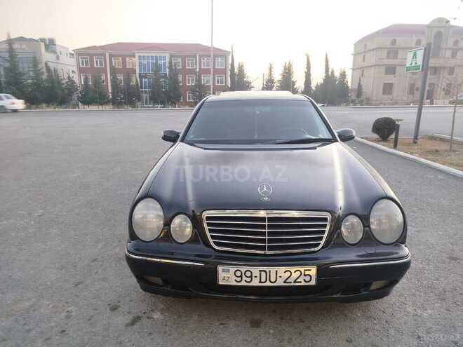 Mercedes E 240 1999, 200,000 km - 2.4 l - Qax