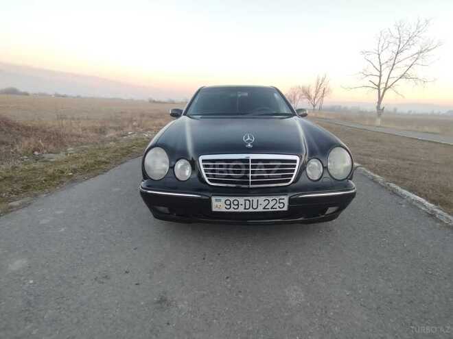 Mercedes E 240 1999, 200,000 km - 2.4 l - Qax