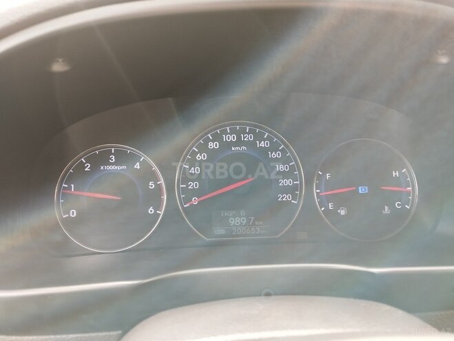 Hyundai Santa Fe 2009, 200,370 km - 2.0 l - Saatlı