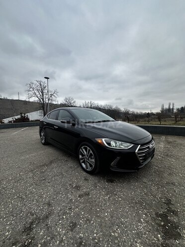 Hyundai Elantra 2016, 208,518 km - 2.0 l - Quba