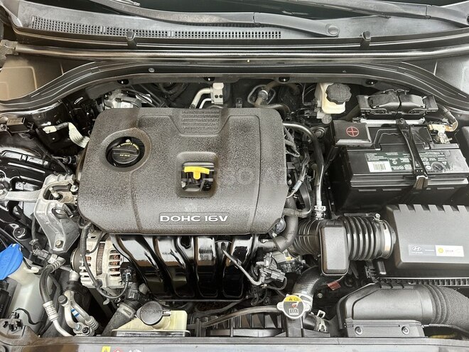 Hyundai Elantra 2016, 208,518 km - 2.0 l - Quba