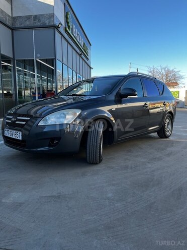 Kia Ceed 2008, 266,593 km - 1.6 l - Biləsuvar