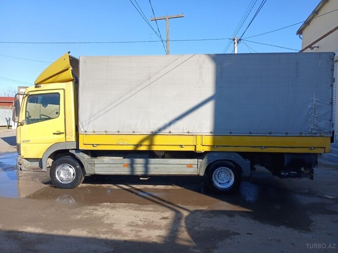 Mercedes Atego 817 1999, 942,423 km - 4.3 l - Cəlilabad