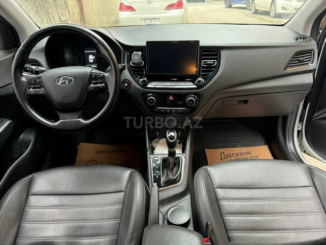Hyundai Accent 2021, 130,000 km - 1.6 l - Bakı