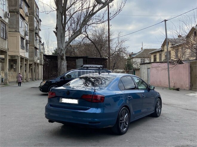 Volkswagen Jetta-7