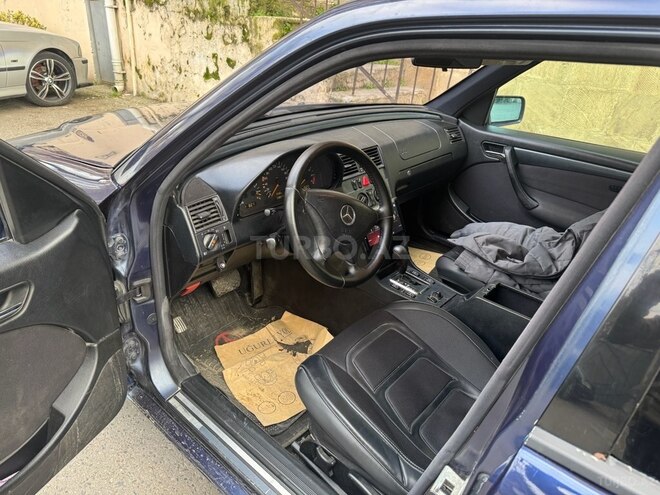 Mercedes C 200 1999, 230,000 km - 2.0 l - Bakı