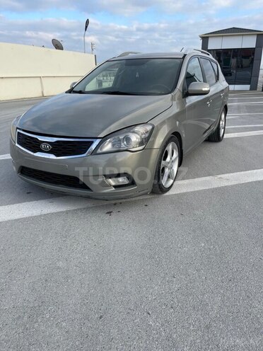 Kia Ceed 2010, 348,000 km - 1.6 l - Bakı