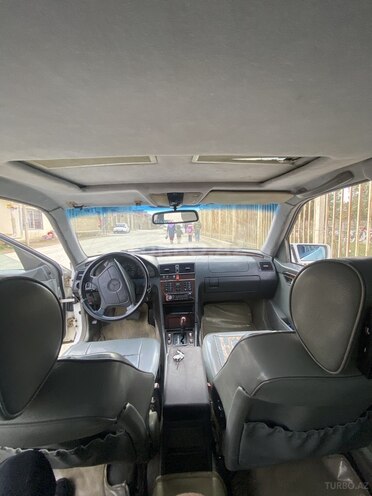 Mercedes C 220 1995, 700,000 km - 2.2 l - Bakı