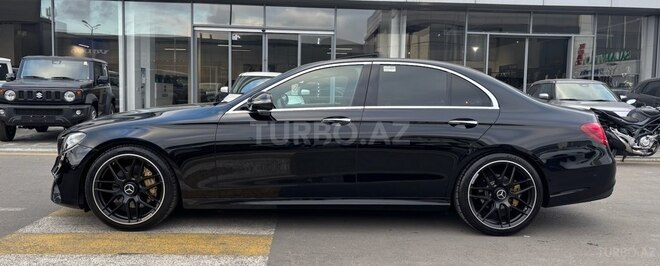 Mercedes E 300-12