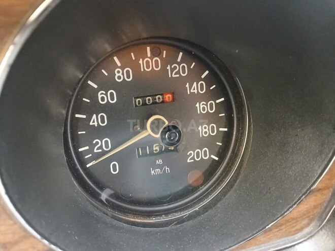 GAZ 24-10 1991, 11,574 km - 2.4 л - Sumqayıt