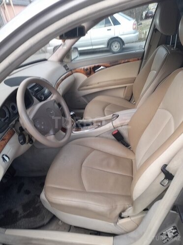 Mercedes E 320 2003, 60,000 km - 3.2 l - Bakı