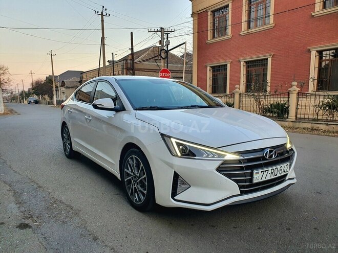 Hyundai Elantra 2019, 92,500 km - 1.6 l - Bakı