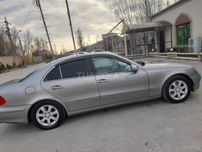 Mercedes E 320 2003, 60,000 km - 3.2 l - Bakı