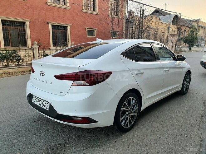 Hyundai Elantra 2019, 92,500 km - 1.6 l - Bakı