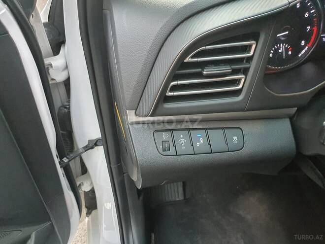 Hyundai Elantra 2019, 92,500 km - 1.6 l - Bakı