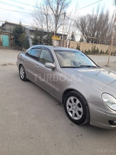 Mercedes E 320 2003, 60,000 km - 3.2 l - Bakı