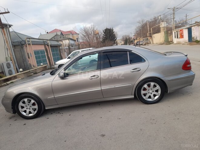 Mercedes E 320 2003, 60,000 km - 3.2 l - Bakı