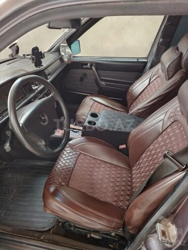 Mercedes 190 1993, 182,000 km - 2.0 l - Ağstafa