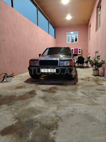 Mercedes 190 1993, 182,000 km - 2.0 l - Ağstafa