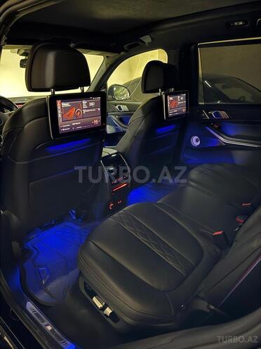 BMW X7 2020, 29,900 km - 4.4 l - Bakı