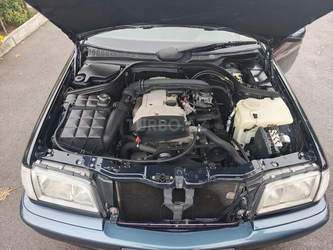 Mercedes C 200 1999, 235,000 km - 2.0 л - Bakı