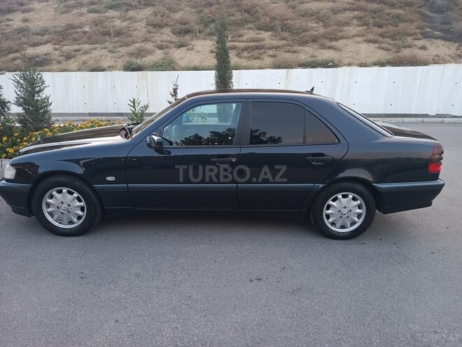 Mercedes C 200 1999, 235,000 km - 2.0 л - Bakı