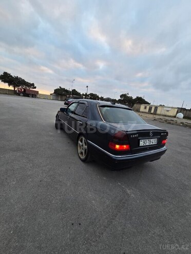 Mercedes C 240 1997, 317,000 km - 2.4 l - Bakı
