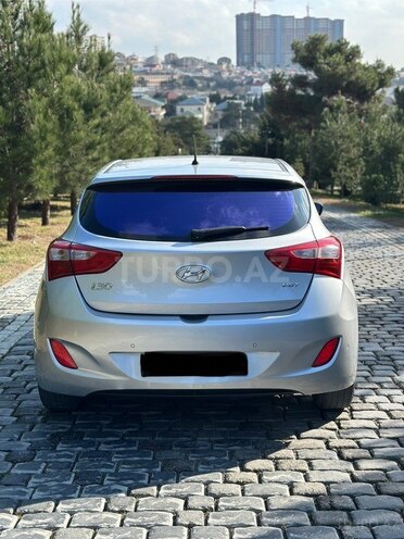 Hyundai i30 2014, 281,000 km - 1.6 л - Bakı