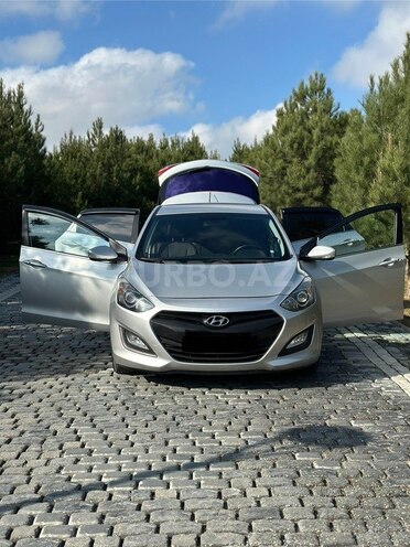 Hyundai i30 2014, 281,000 km - 1.6 л - Bakı