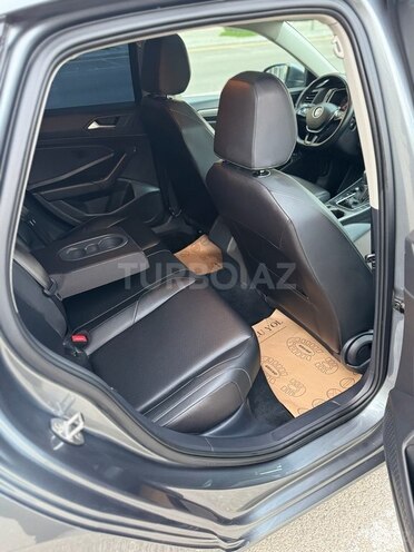 Volkswagen Jetta 2019, 114,500 km - 1.4 l - Bakı