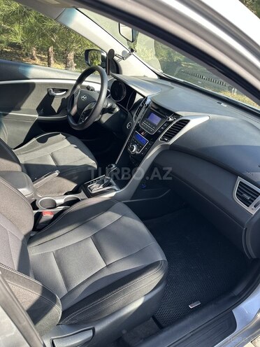 Hyundai i30 2014, 281,000 km - 1.6 л - Bakı