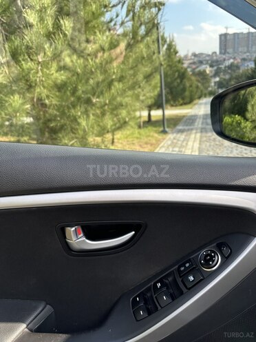 Hyundai i30 2014, 281,000 km - 1.6 л - Bakı