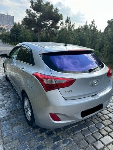 Hyundai i30 2014, 281,000 km - 1.6 л - Bakı