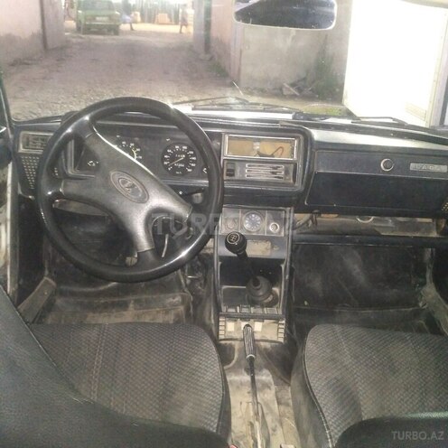 LADA (VAZ) 2107 2004, 45,780 km - 1.6 l - Salyan