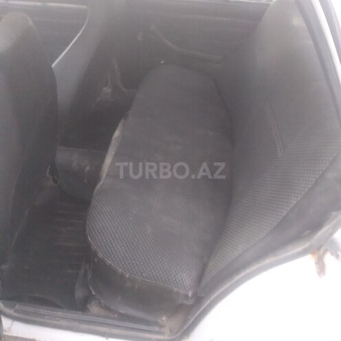 LADA (VAZ) 2107 2004, 45,780 km - 1.6 l - Salyan