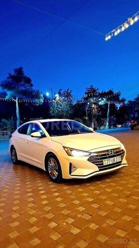 Hyundai Elantra 2019, 149,669 km - 2.0 l - Şirvan