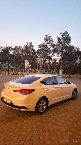 Hyundai Elantra 2019, 149,669 km - 2.0 l - Şirvan