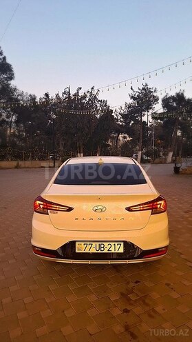 Hyundai Elantra 2019, 149,669 km - 2.0 l - Şirvan
